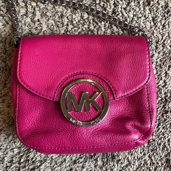Michael Kors Pink Crossbody Bag - Picture 2 of 7